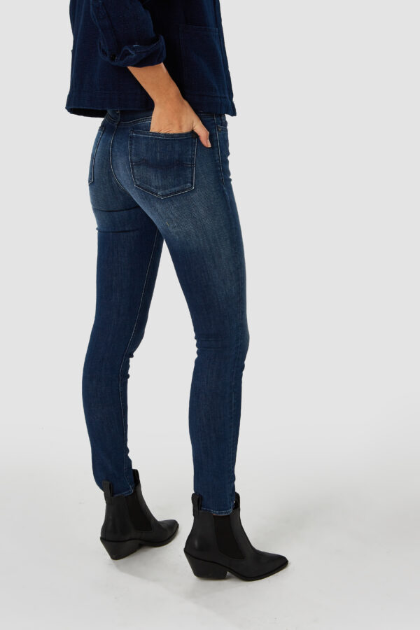 King of Indigo K.O.I Bio Jeans JUNO HIGH Medium Used E scaled