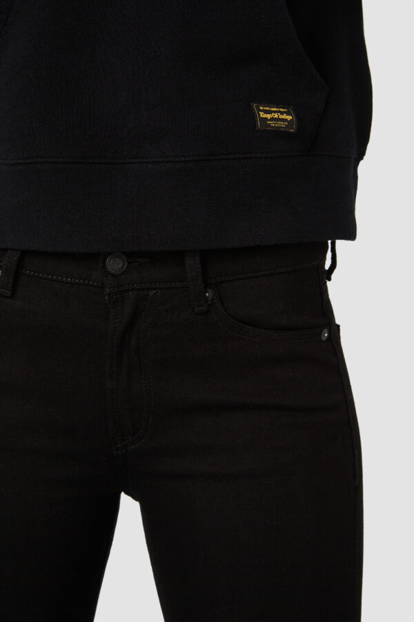 King of Indigo K.O.I Bio Jeans JUNO HIGH Stay black Rinse D K111101102 6118 scaled