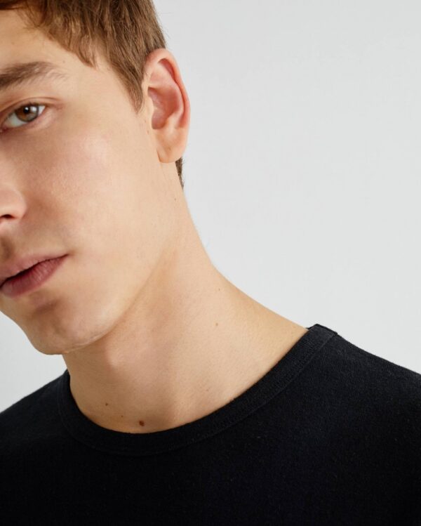 basic black hemp t shirt 1