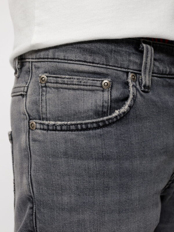 Grim Tim Pale Grey 113460