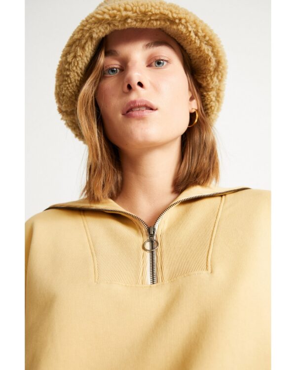 sudadera rebeca curry 1