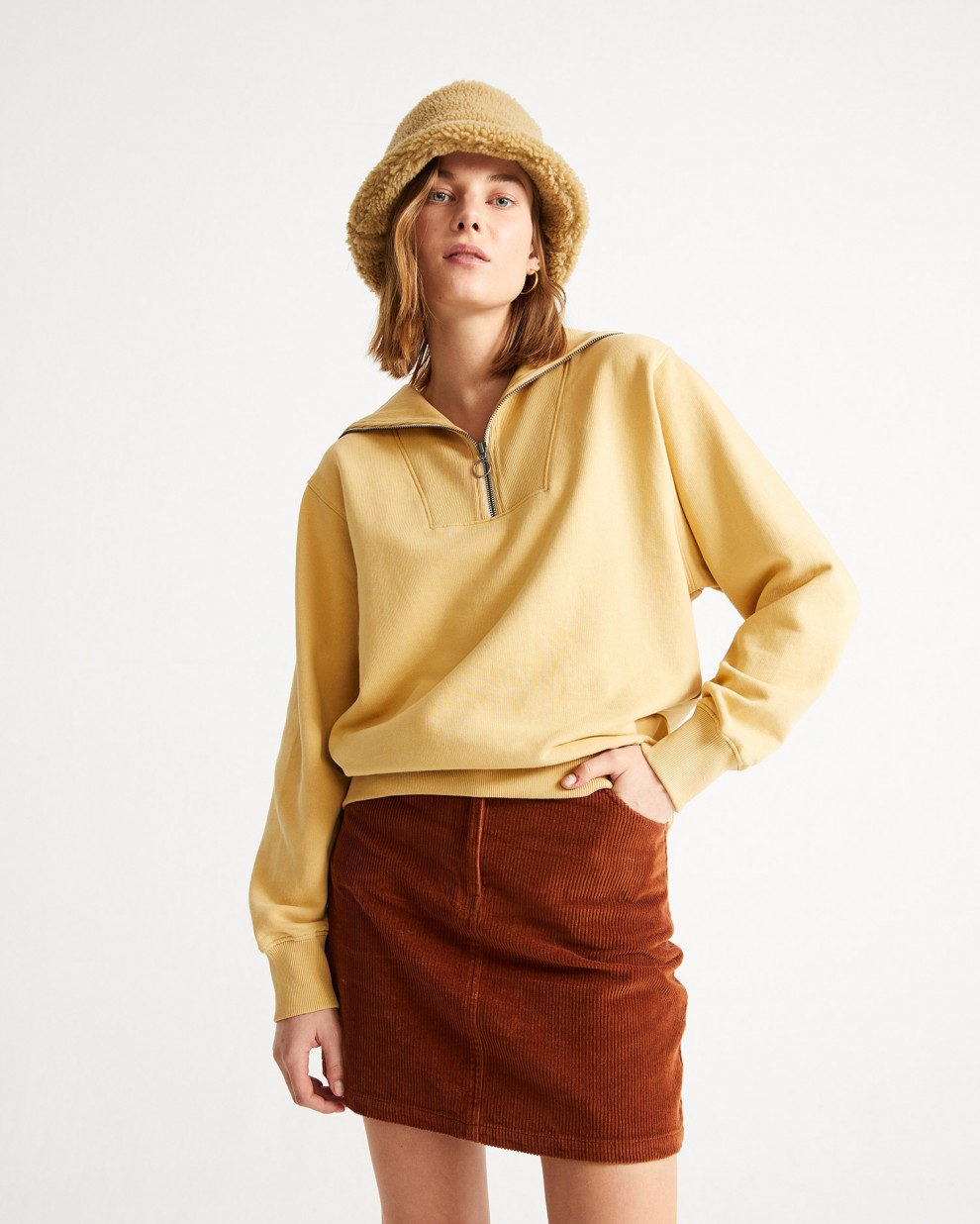 sudadera rebeca curry