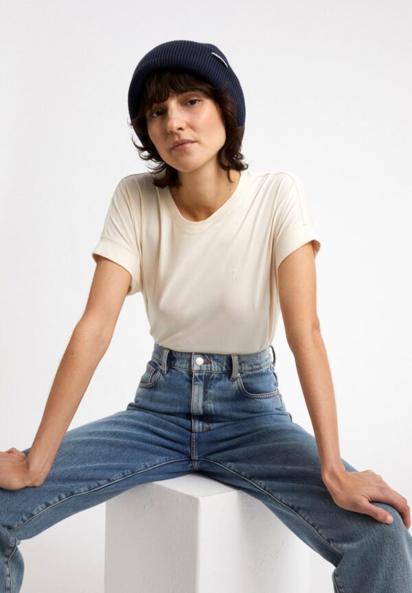 idaa undyed 04