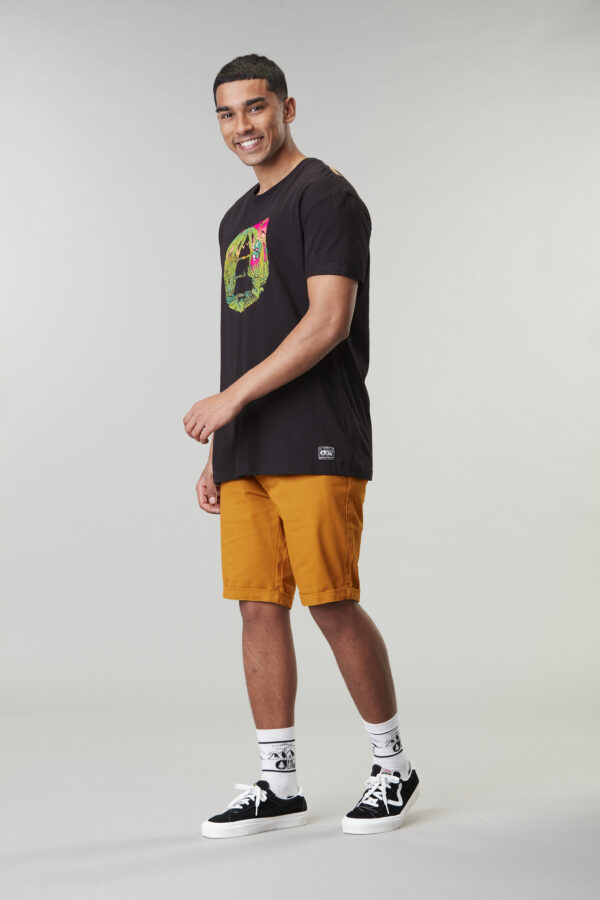 MTS910 BASEMENTTRISURFTEE BBLACK 1 scaled