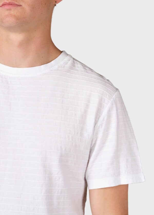 Lauge tee T Shirts KC1015 White