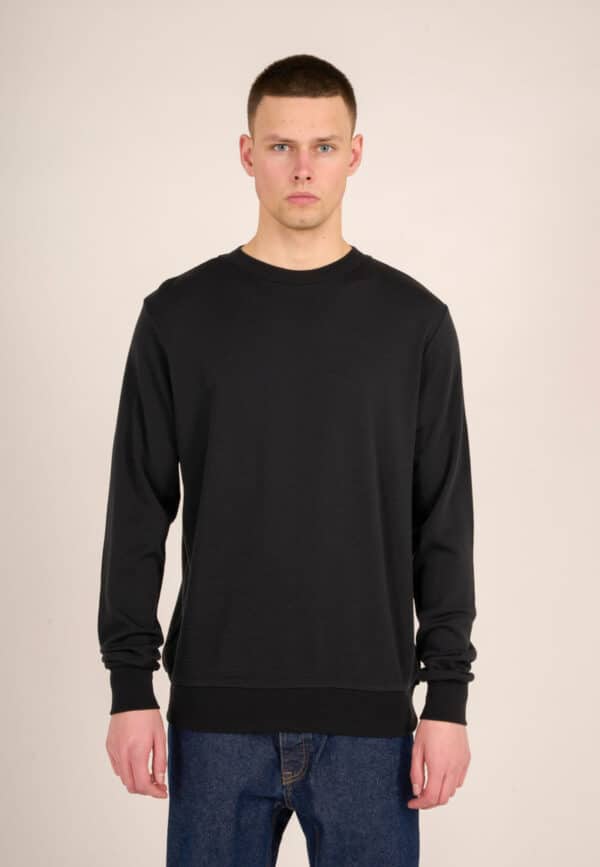 Merino_wool_crew_neck_sweat-Sweats