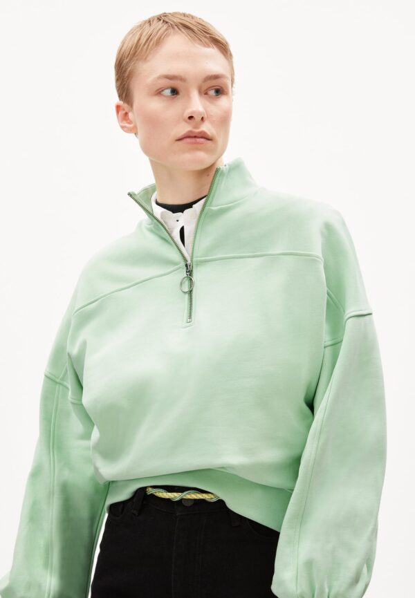 eminaa light apple neon