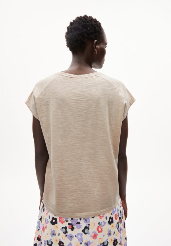 ofeliaa solid light desert 02