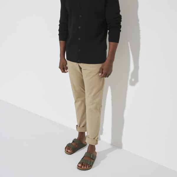 1024544 f look m