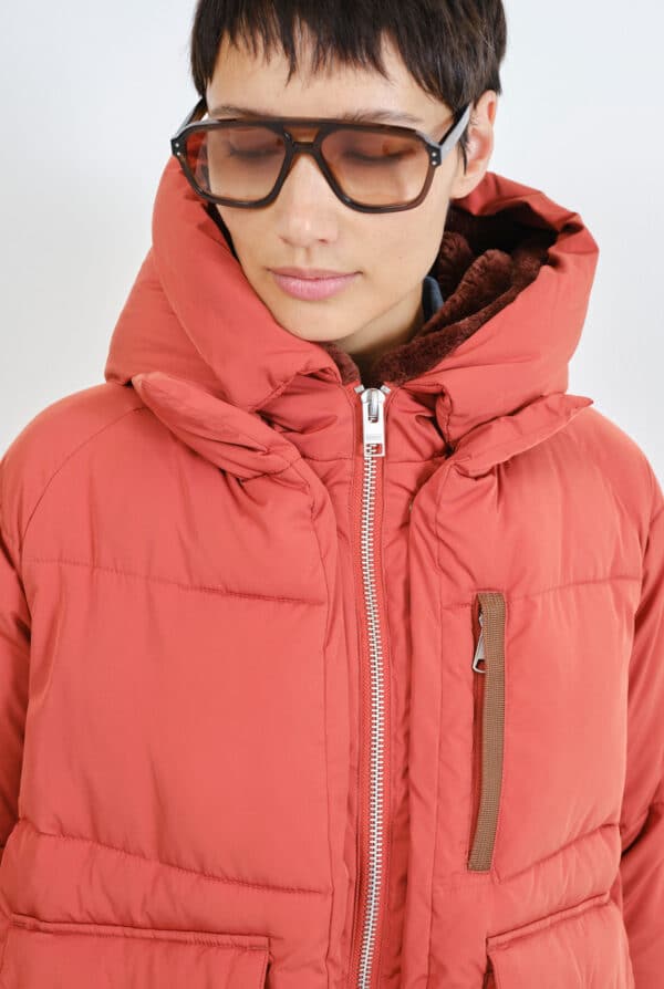 233 Lyndon Puffer Jacket Burnt Red 039