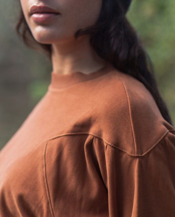 AW23 Ginny Organic Cotton Top in Walnut Sleeve
