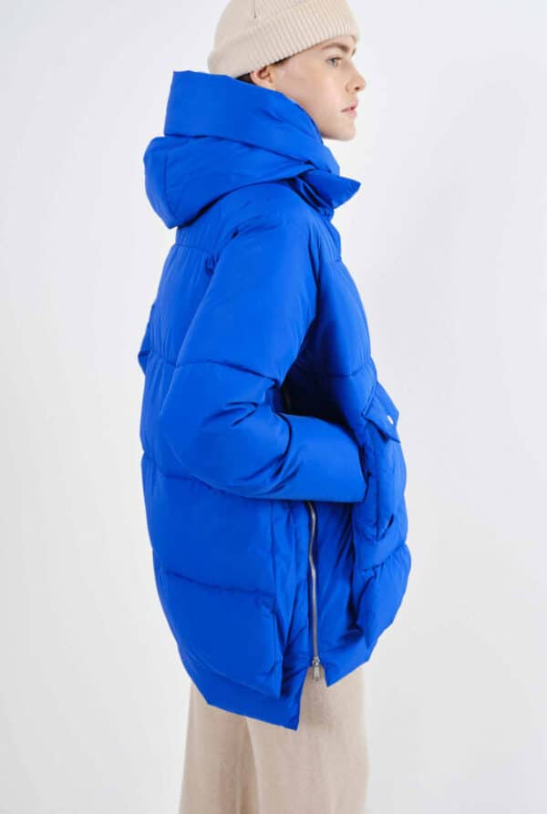 embassyofbricksandlogsjacketembblue