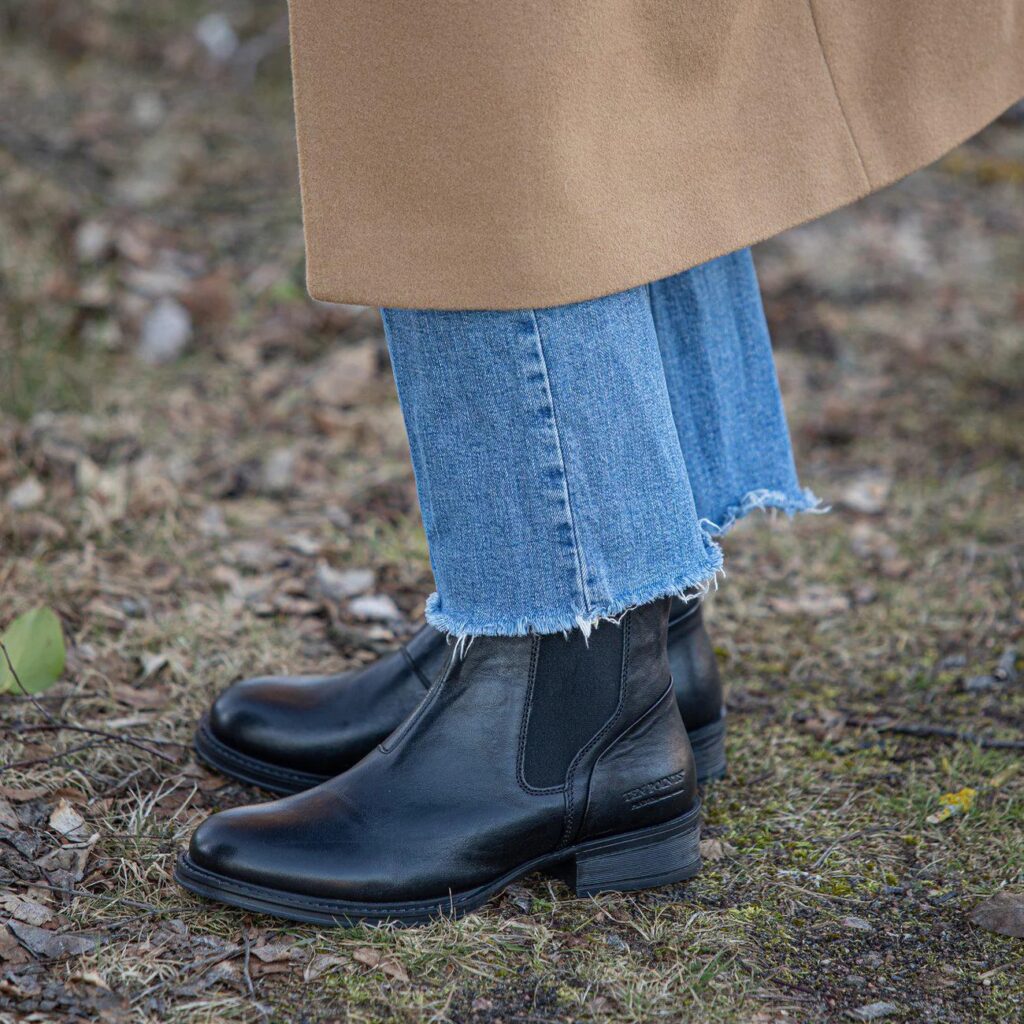 chelsea boots