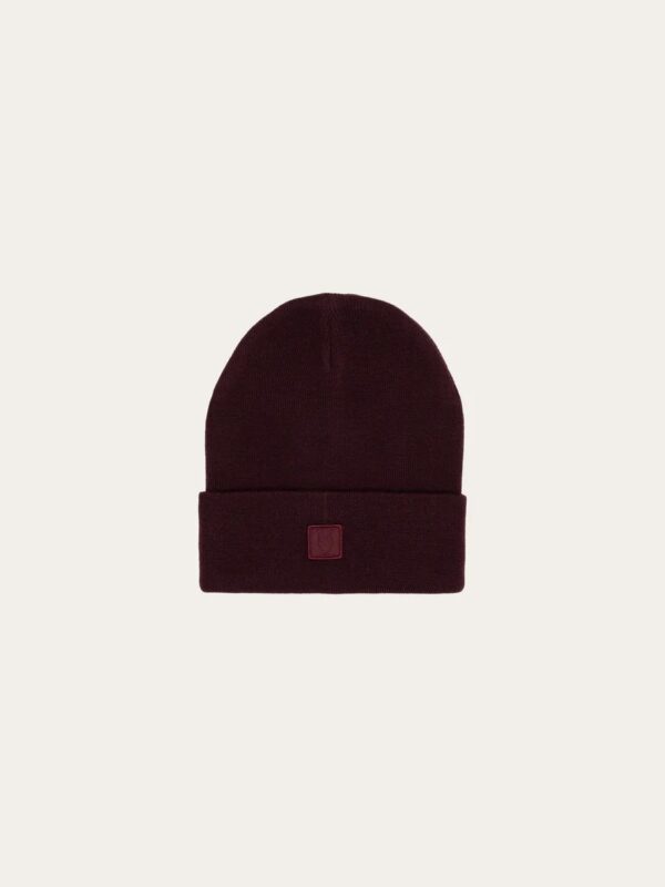 badge beanie